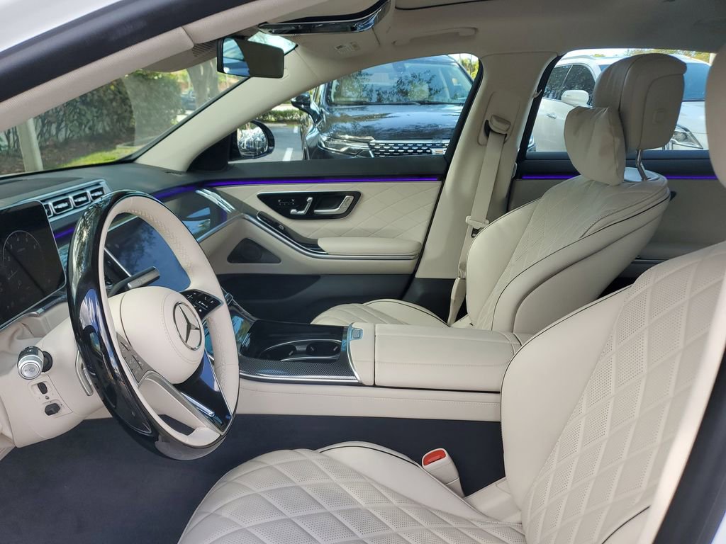 Used 2025 Mercedes-Benz S 580 4MATIC Sedan image 21