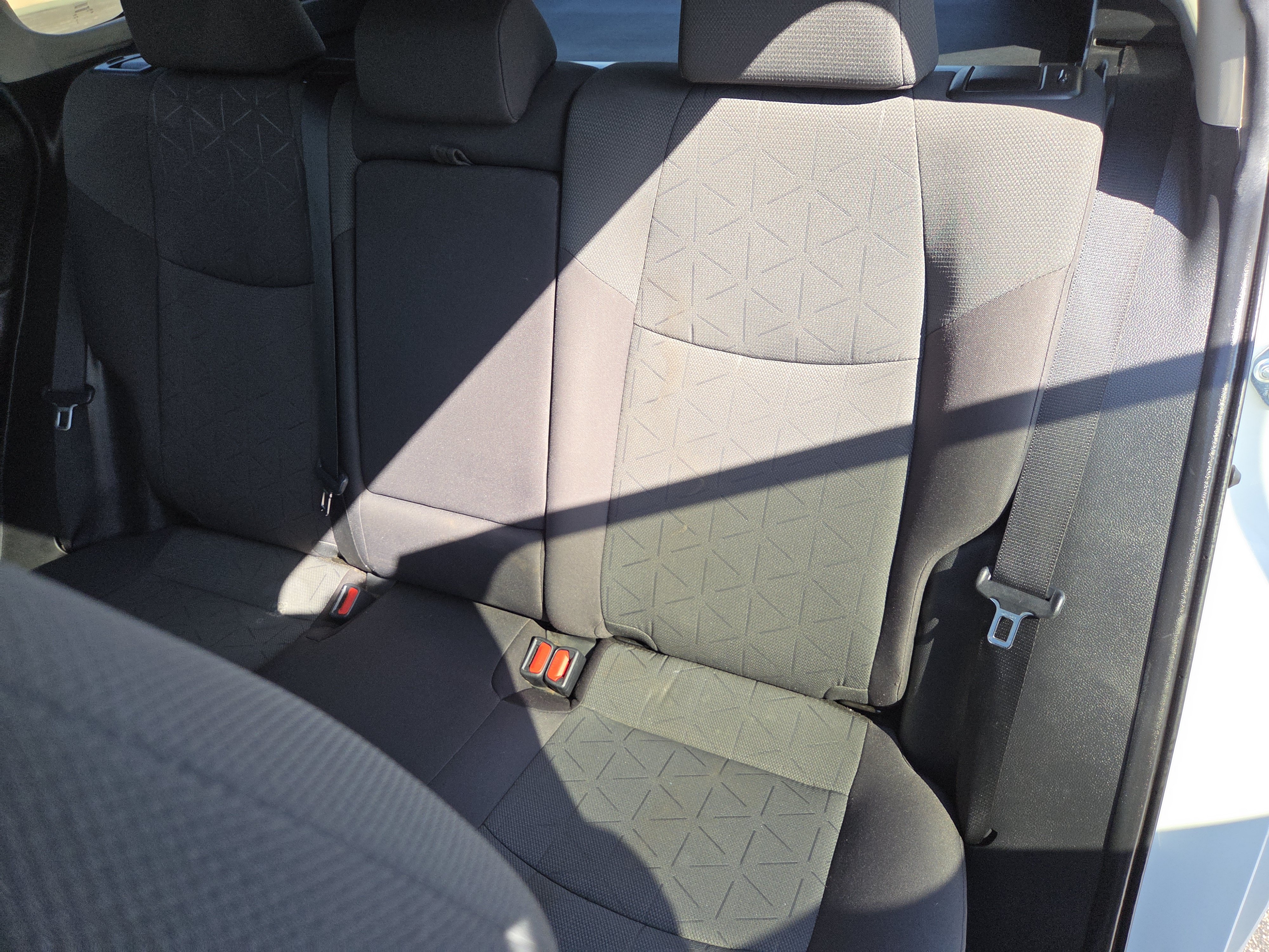 Used 2020 Toyota RAV4 XLE w/ Convenience Package AWD/4WD image 23
