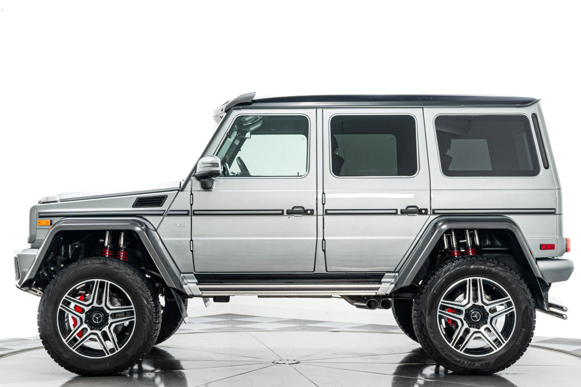 Used 2018 Mercedes-Benz G 550 Squared image 6