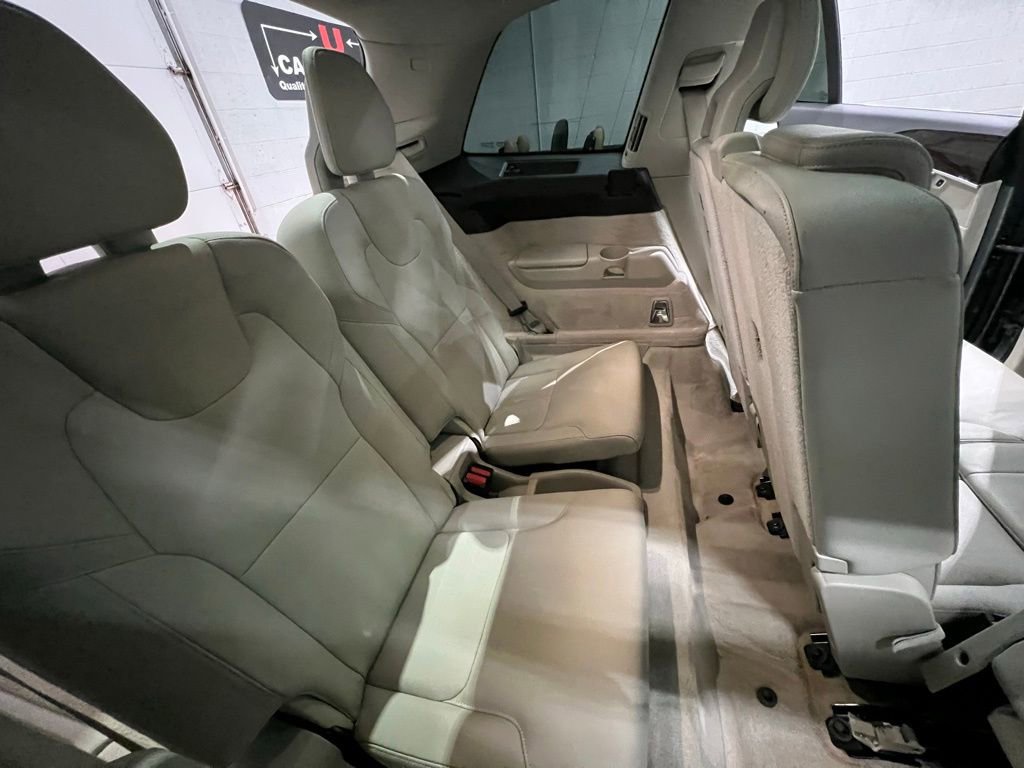 Used 2016 Volvo XC90 T6 Momentum image 37
