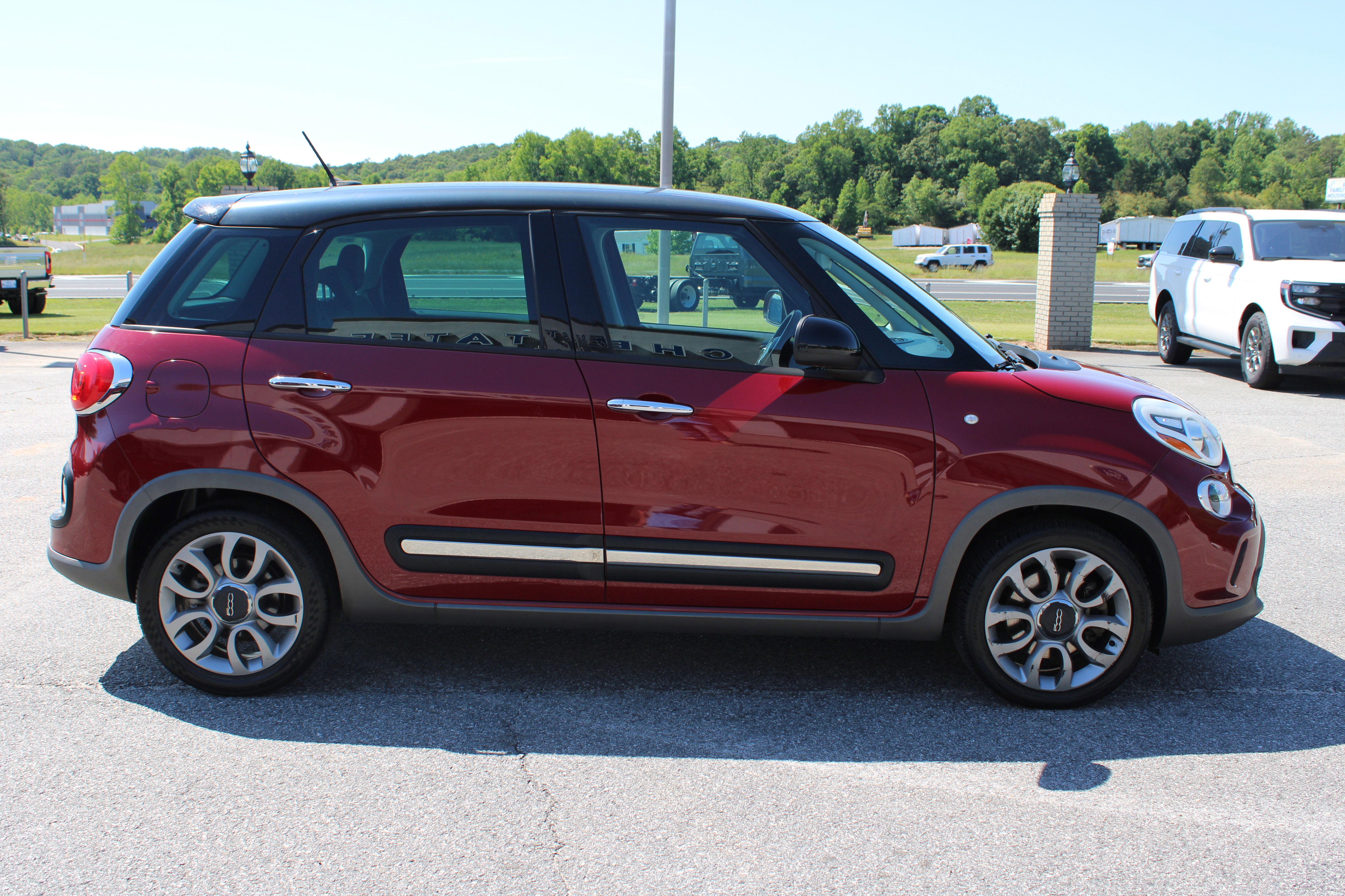 Used 2015 FIAT 500L Trekking FWD image 5