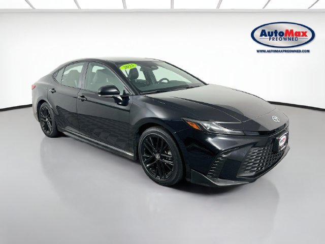 Used 2025 Toyota Camry SE