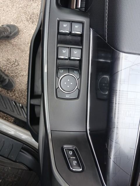 Used 2023 Ford F150 XLT image 44