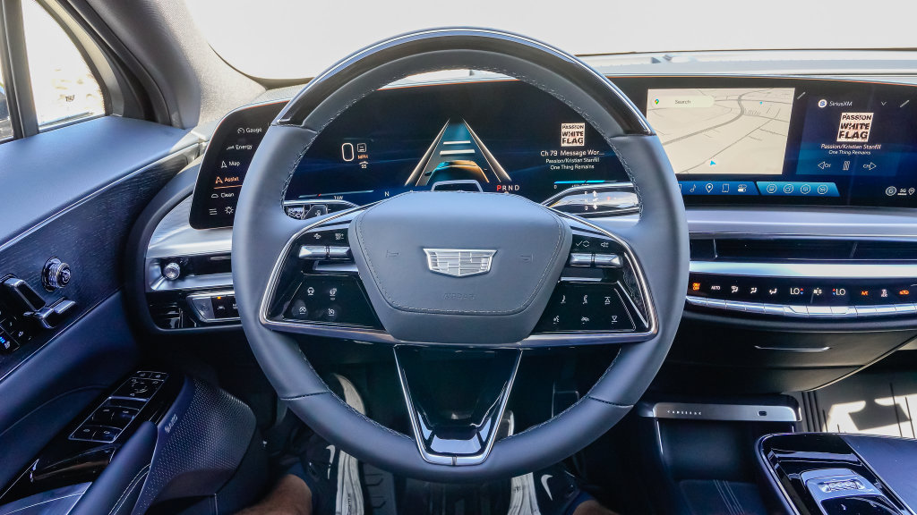 New 2027 Cadillac Lyriq Signature Sport RWD image 15