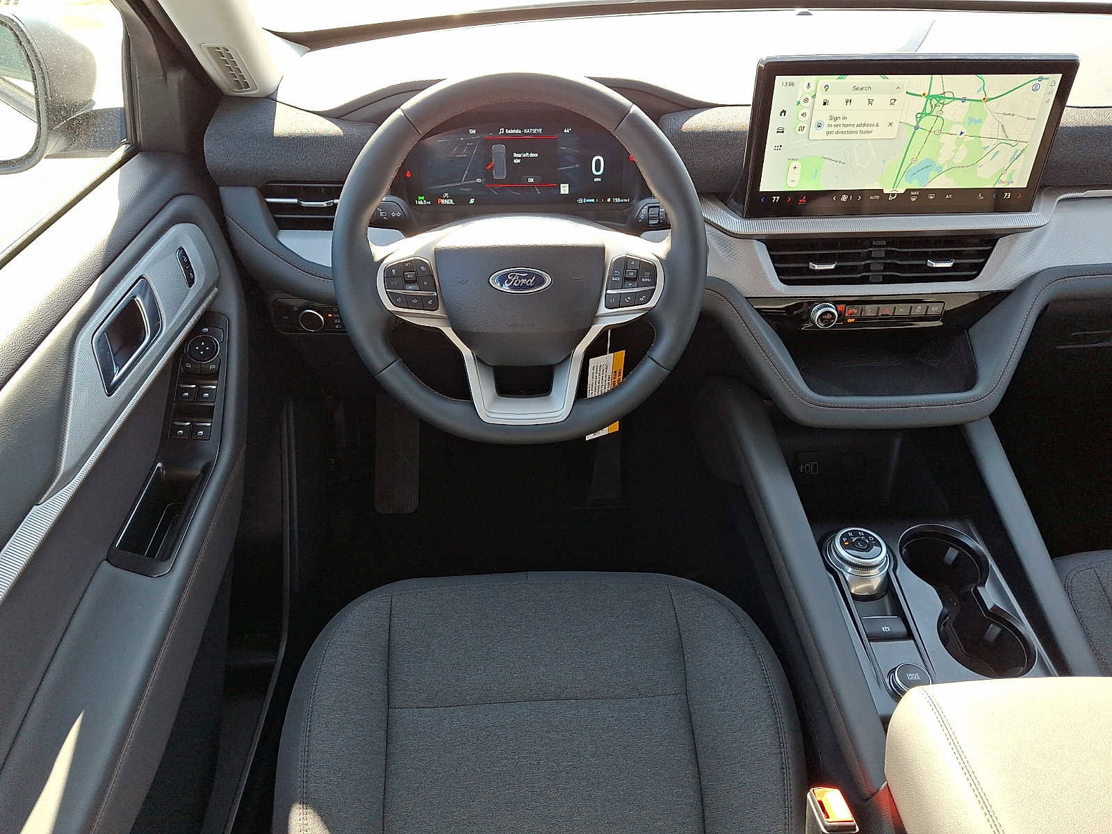 New 2026 Ford Explorer Active AWD/4WD image 10