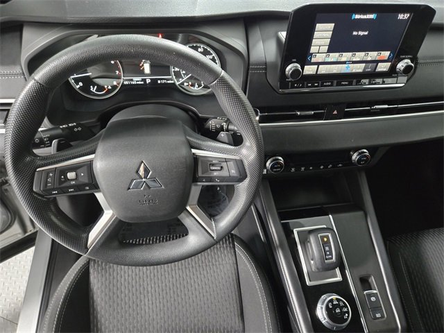 Used 2022 Mitsubishi Outlander ES image 14