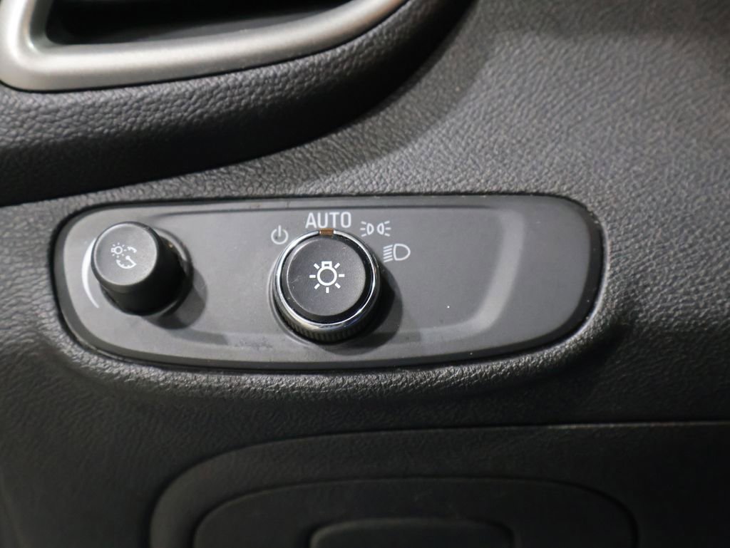 Used 2017 Chevrolet Trax LS image 30