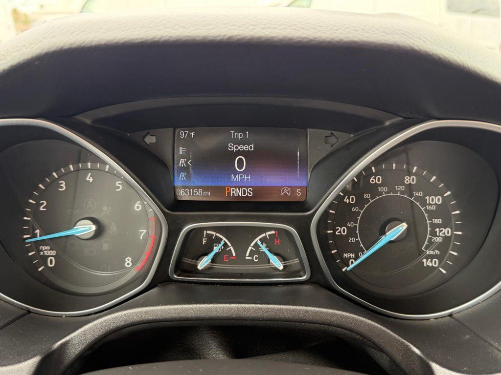 Used 2017 Ford Focus SE FWD image 37