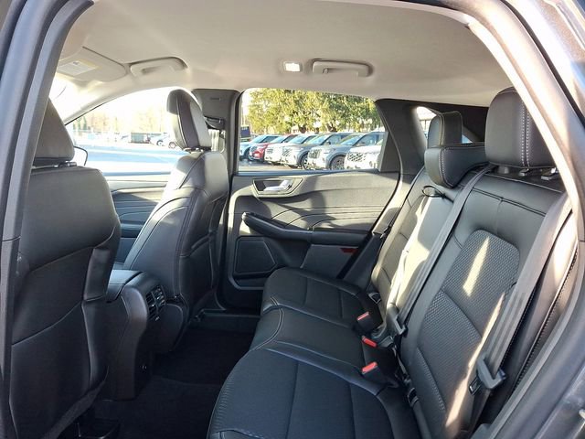 New 2026 Ford Escape SE FWD image 6