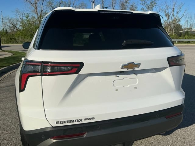 Used 2025 Chevrolet Equinox LT w/ Convenience Package II AWD/4WD image 10
