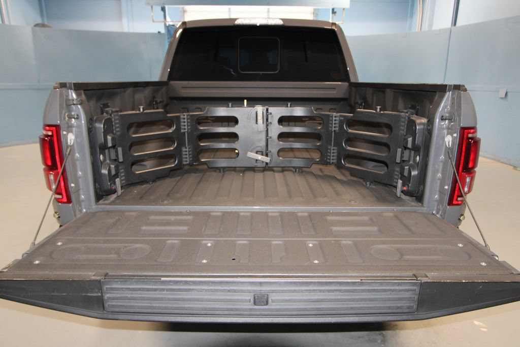 Used 2018 Ford F150 Raptor w/ Equipment Group 802A Luxury AWD/4WD image 41