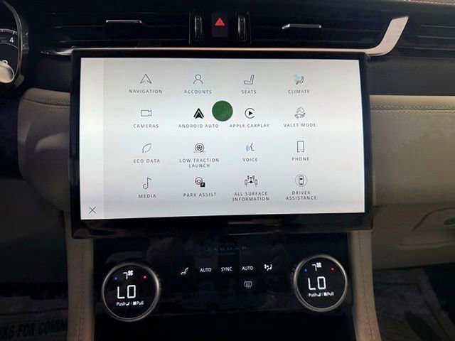 Certified 2026 Jaguar F-PACE R-Dynamic S image 25