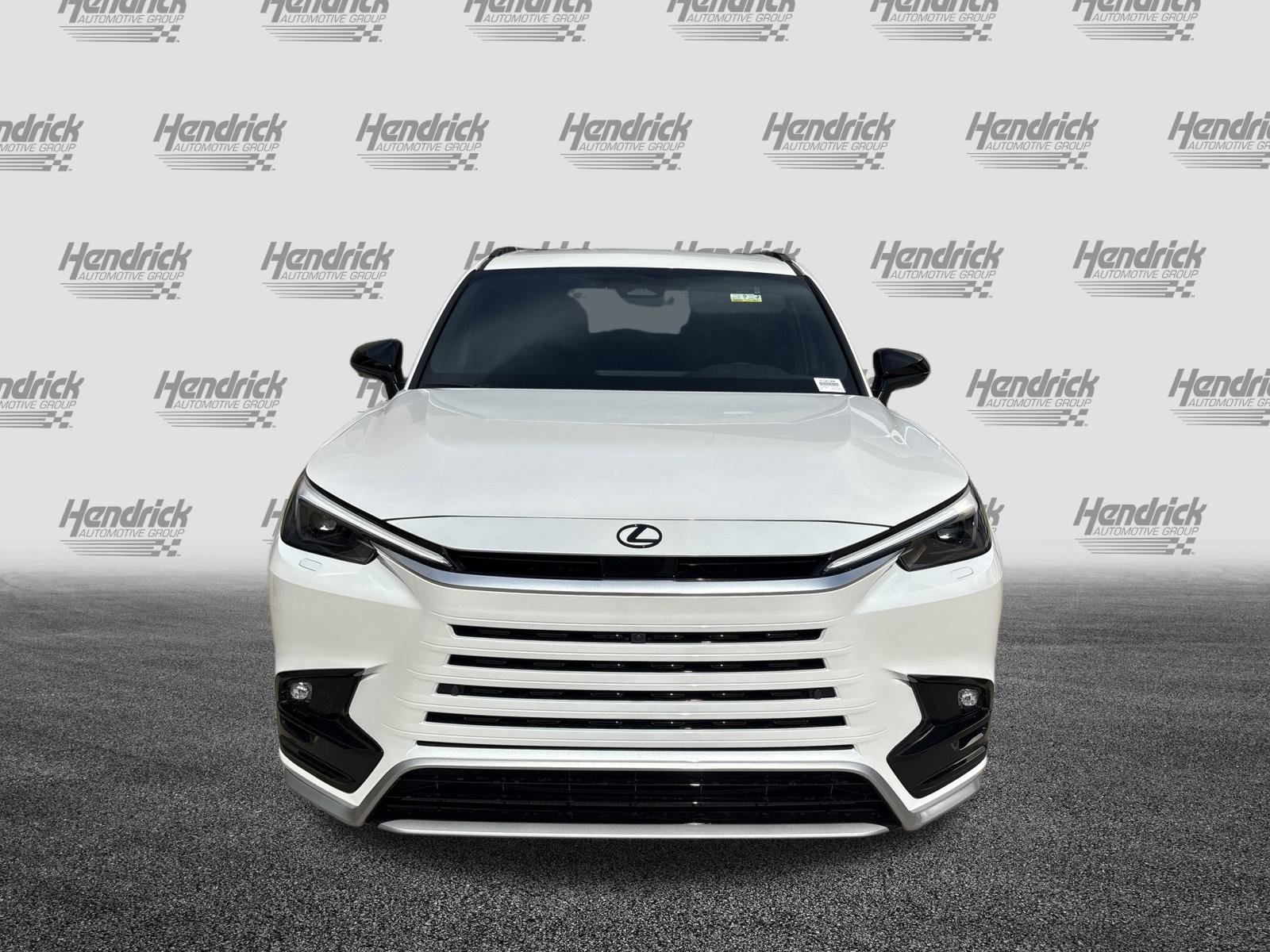 New 2026 Lexus TX 500h AWD image 3