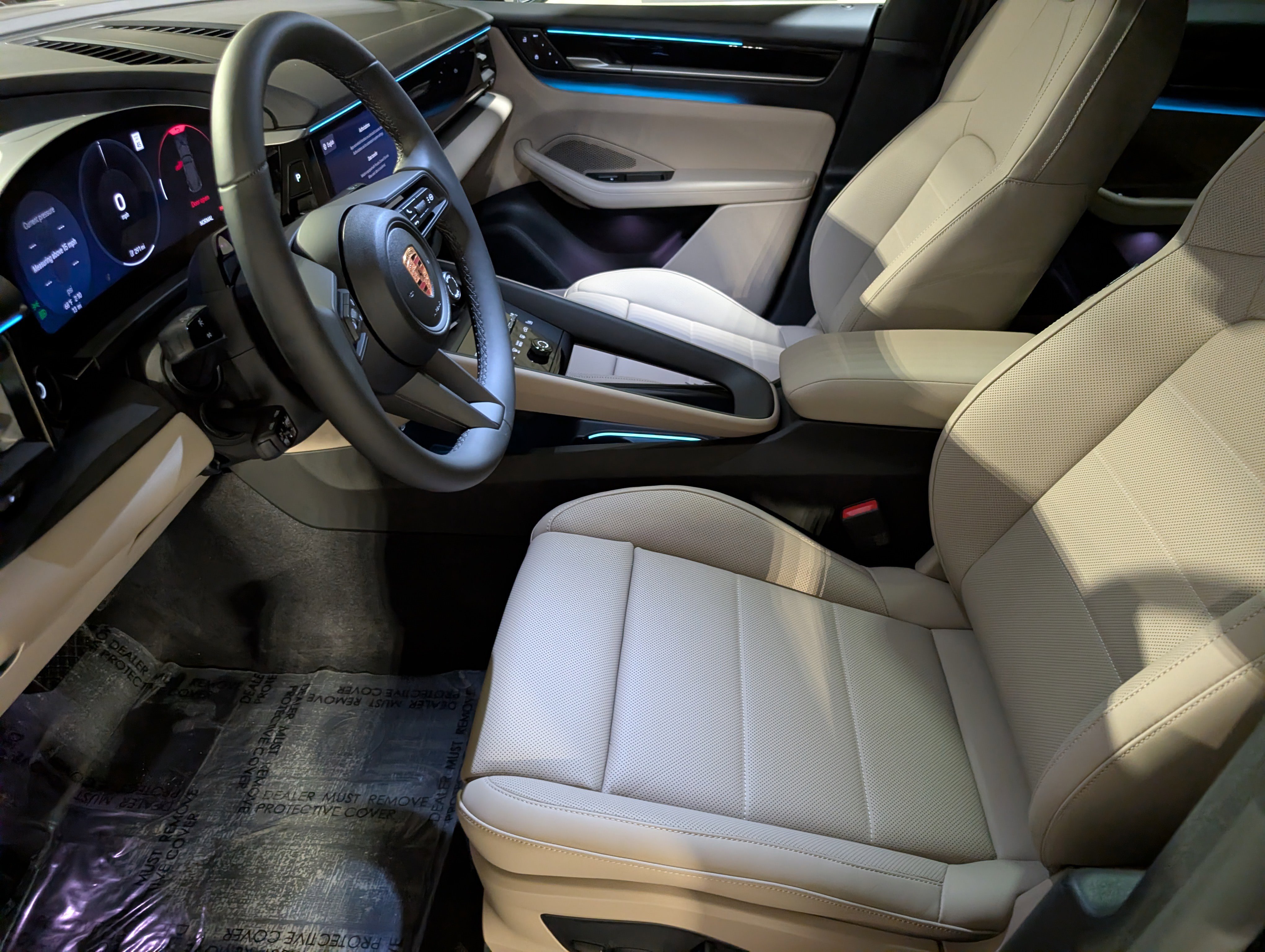 New 2026 Porsche Macan 4 Electric image 5