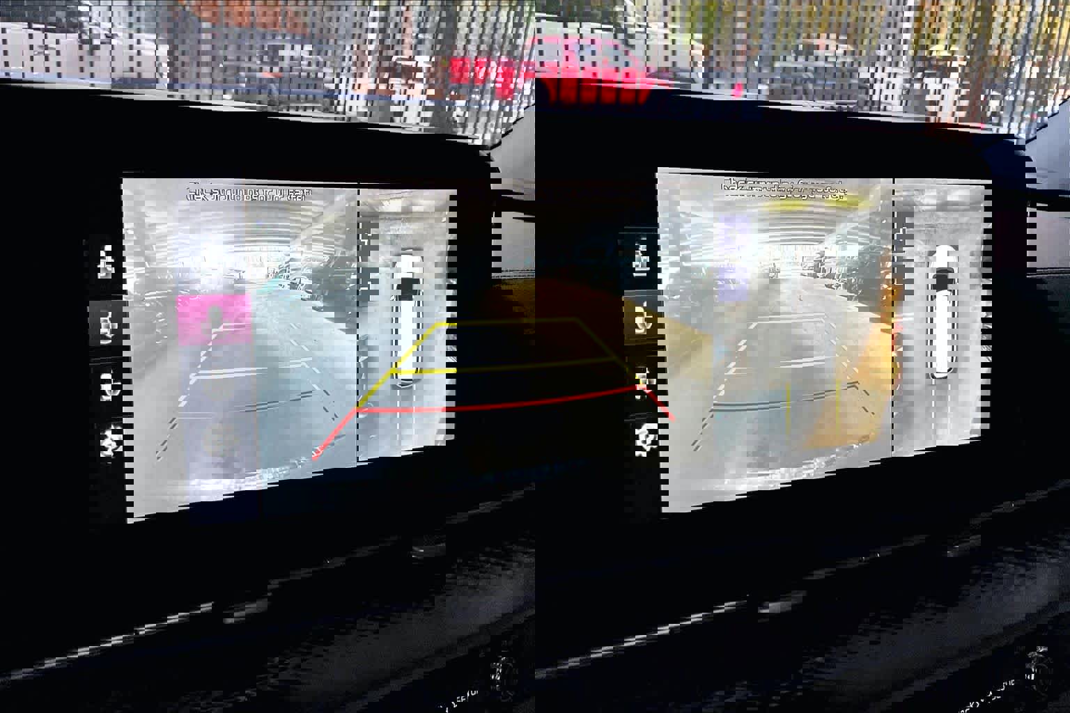 Used 2022 Kia Carnival SX Prestige image 26