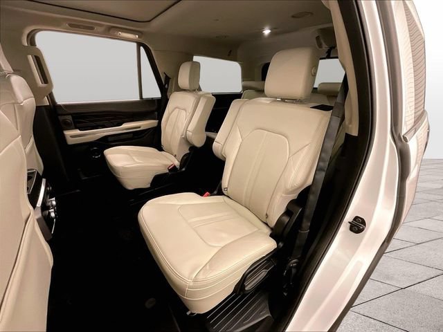 Used 2020 Ford Expedition Platinum AWD/4WD image 25