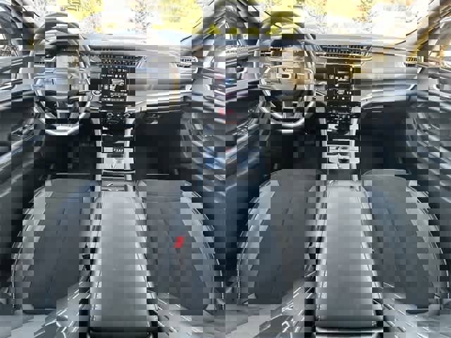 Used 2023 Jeep Grand Cherokee Altitude image 21