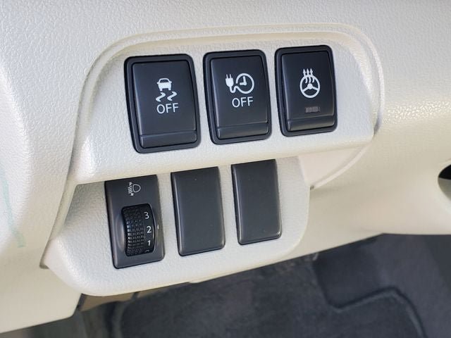 Used 2012 Nissan Leaf SL FWD image 9