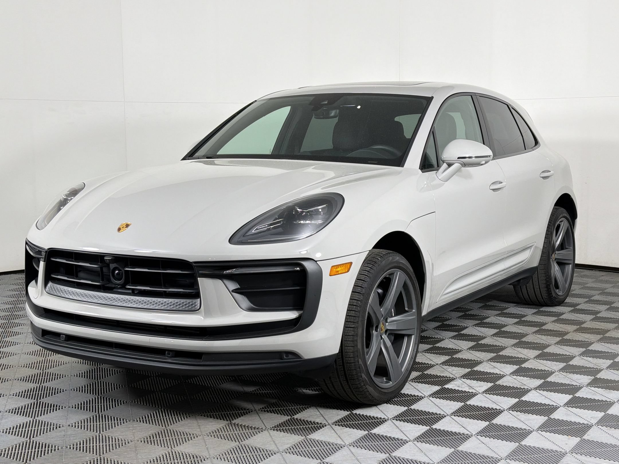 Certified 2025 Porsche Macan