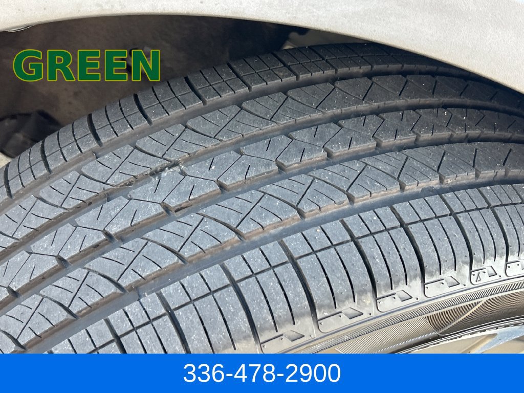 Used 2023 Lincoln Nautilus Reserve AWD/4WD image 21
