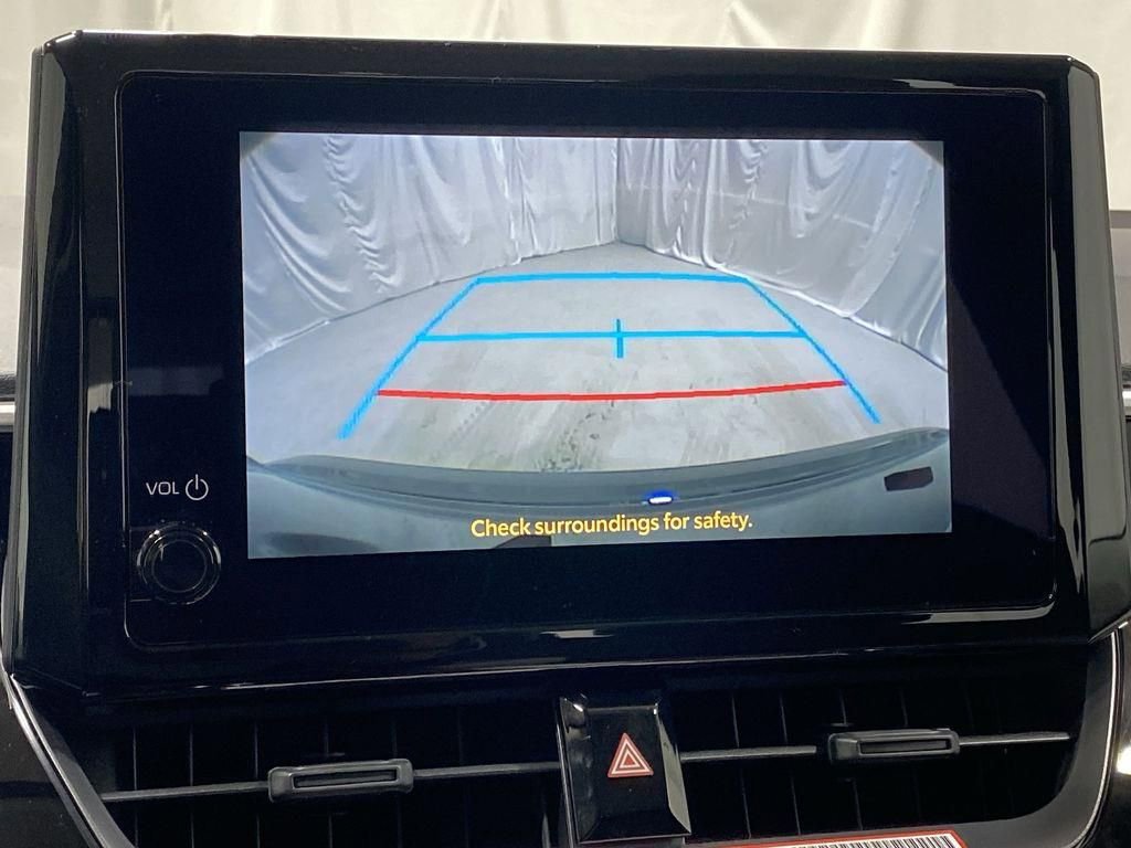 Used 2025 Toyota Corolla LE image 24