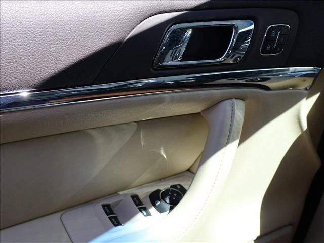 Used 2013 Lincoln MKS FWD image 12