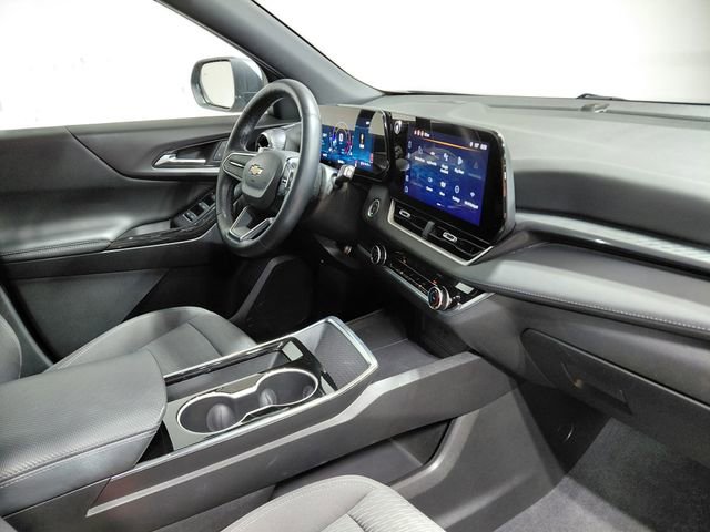 Used 2025 Chevrolet Equinox LT image 22