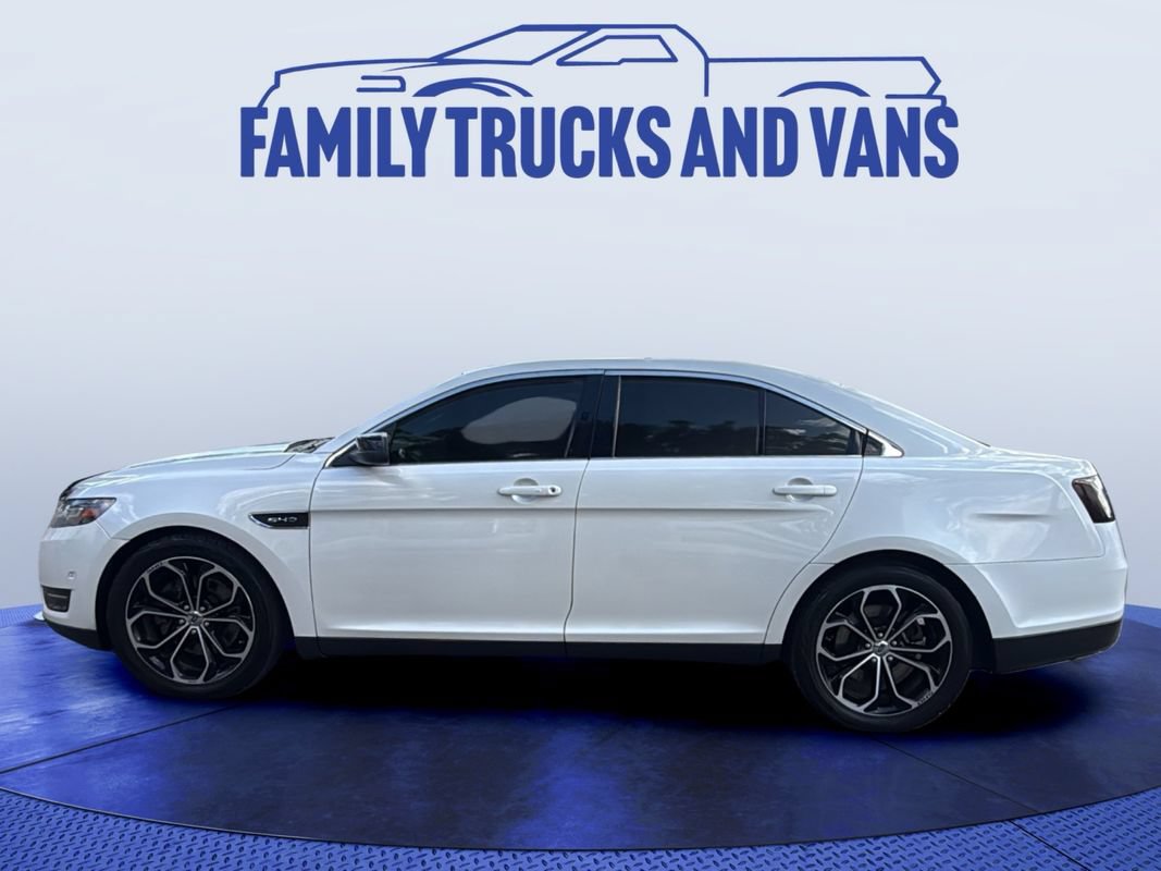 Used 2013 Ford Taurus SHO AWD/4WD image 2
