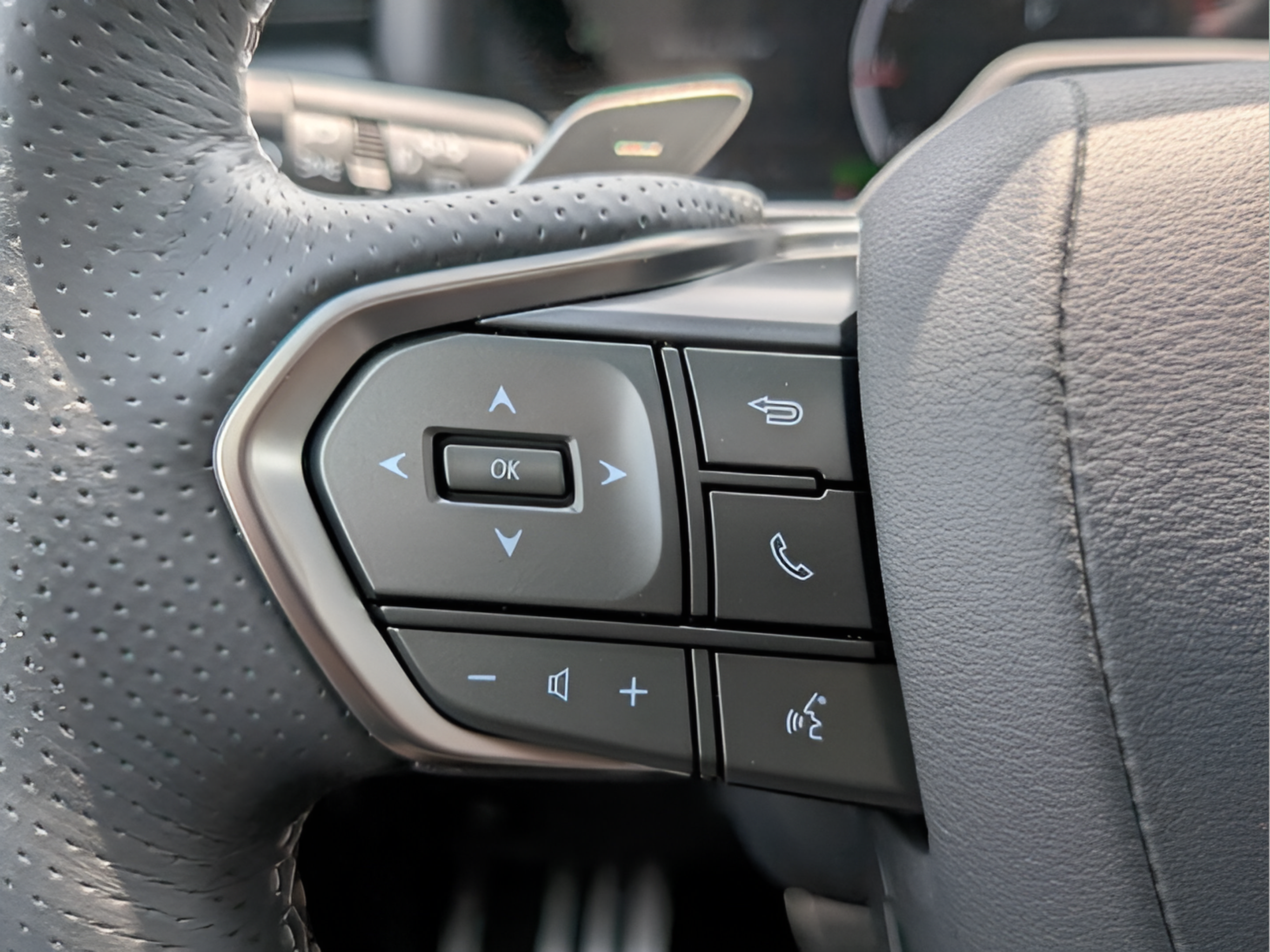 New 2026 Lexus LX 700h F Sport AWD/4WD image 27