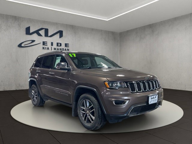Used 2017 Jeep Grand Cherokee Limited AWD/4WD image 1