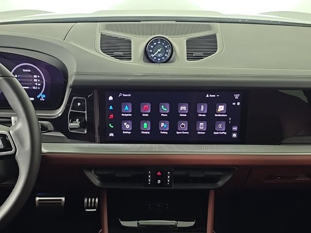 New 2025 Porsche Cayenne S AWD/4WD image 19