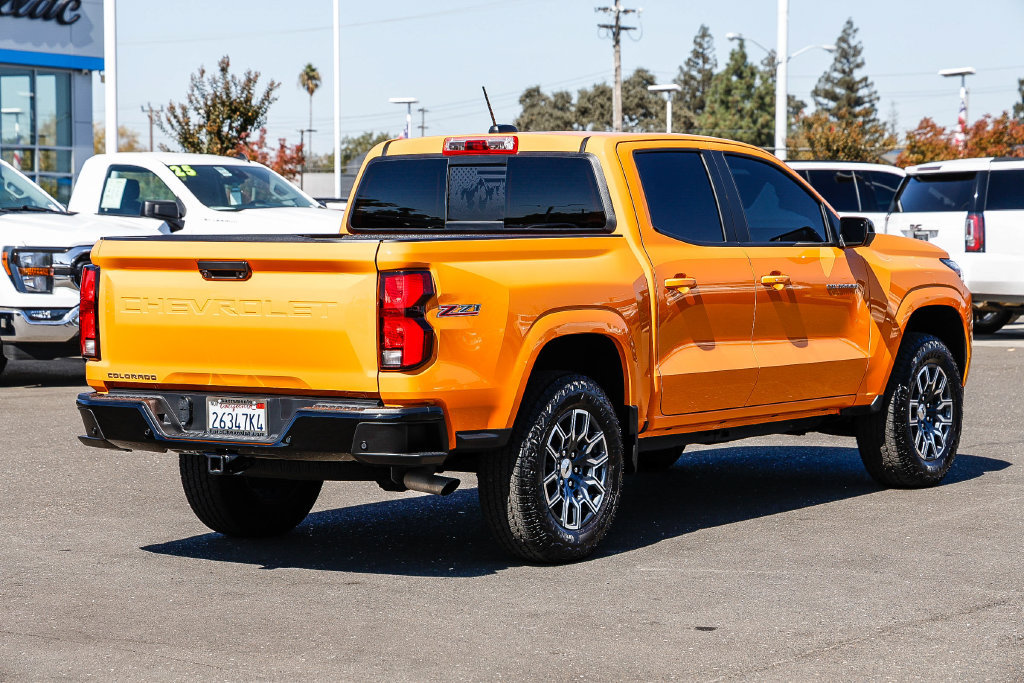 Used 2026 Chevrolet Colorado Z71 w/ Technology Package AWD/4WD image 4