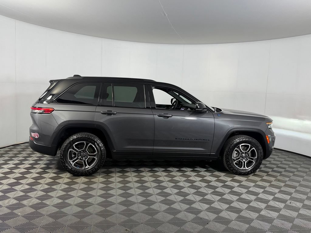 Used 2023 Jeep Grand Cherokee Trailhawk AWD/4WD image 6