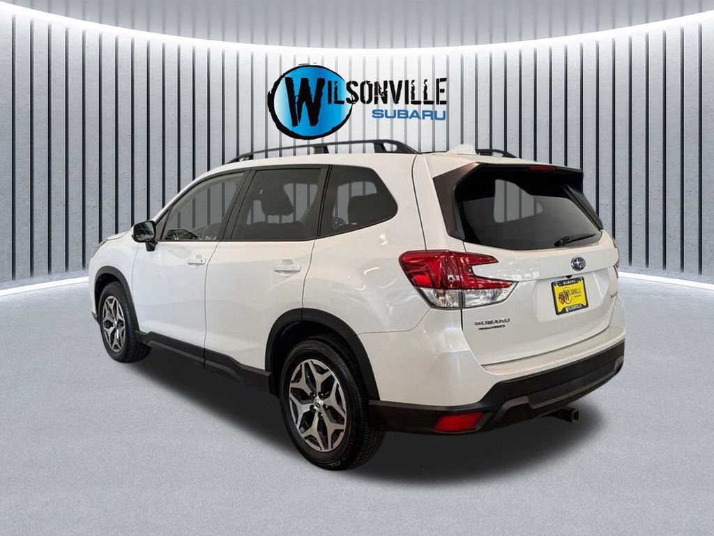 Used 2023 Subaru Forester Premium AWD/4WD image 8