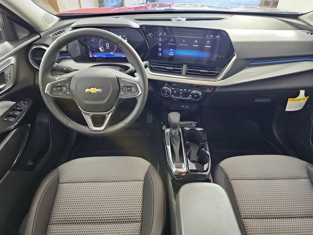 New 2026 Chevrolet Trax LT w/ Driver Confidence Package FWD image 20