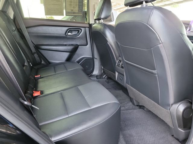 Used 2023 Nissan Rogue SV w/ SV Premium B Package FWD image 26