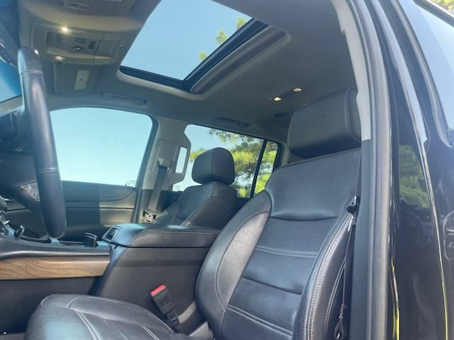 Used 2019 GMC Yukon XL Denali RWD image 14