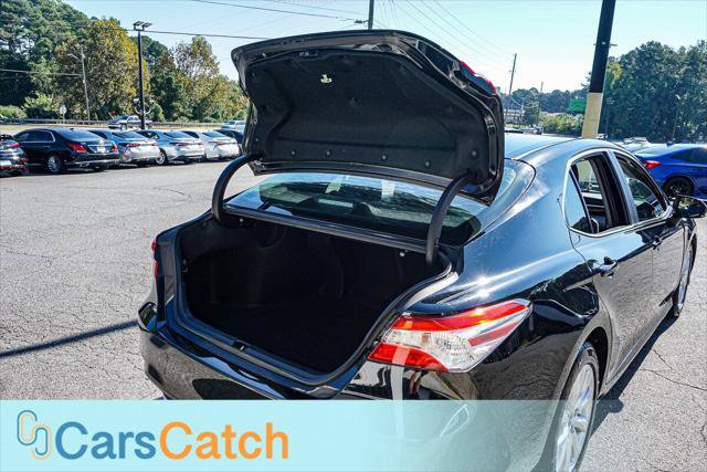 Used 2018 Toyota Camry LE w/ Moonroof Package FWD image 37