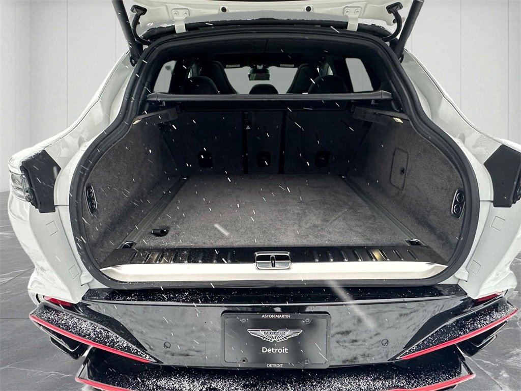 New 2026 Aston Martin DBX S image 30