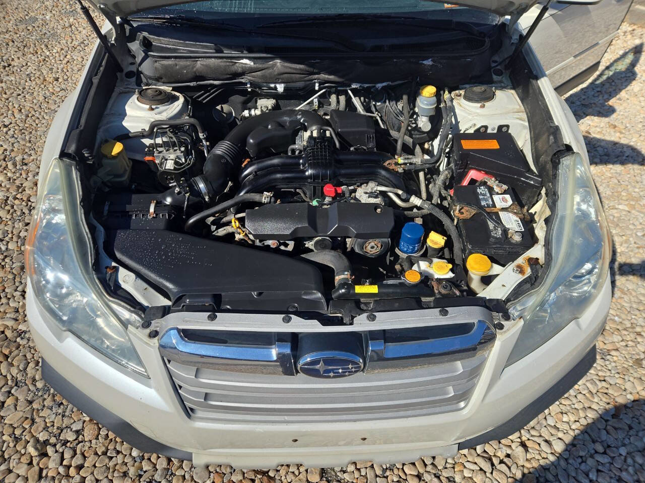 Used 2013 Subaru Outback 2.5i Limited AWD/4WD image 14