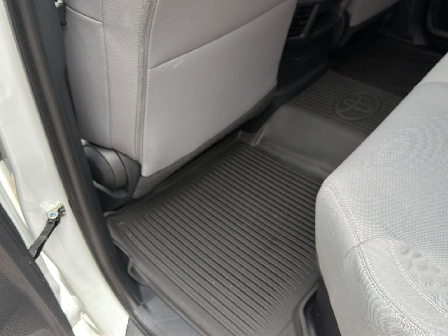 Used 2023 Toyota Tundra SR5 AWD/4WD image 15