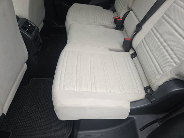 Used 2022 Volkswagen Tiguan S FWD image 27
