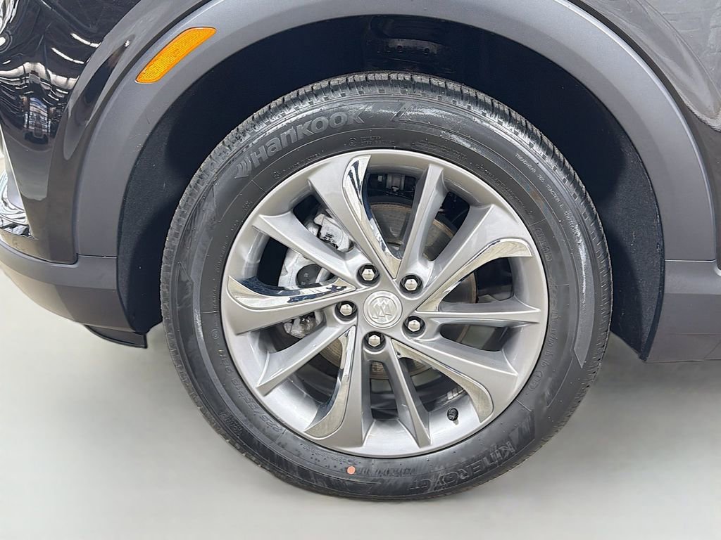 Used 2023 Buick Encore GX Essence w/ Experience Buick Package FWD image 32