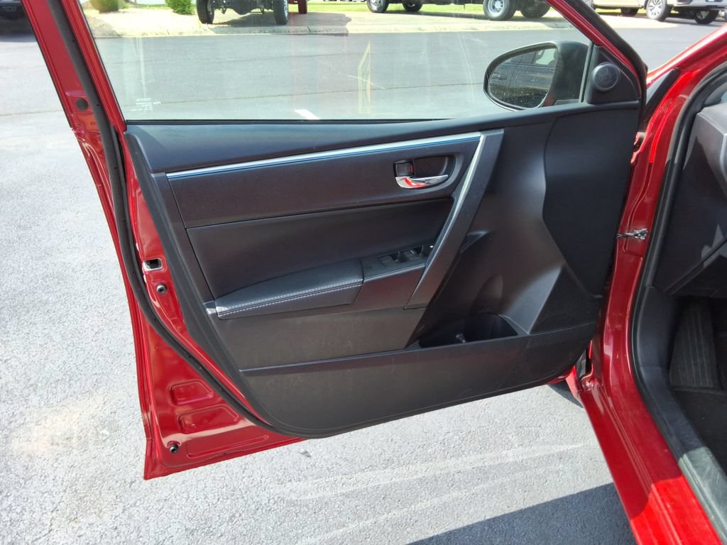 Used 2015 Toyota Corolla S FWD image 21