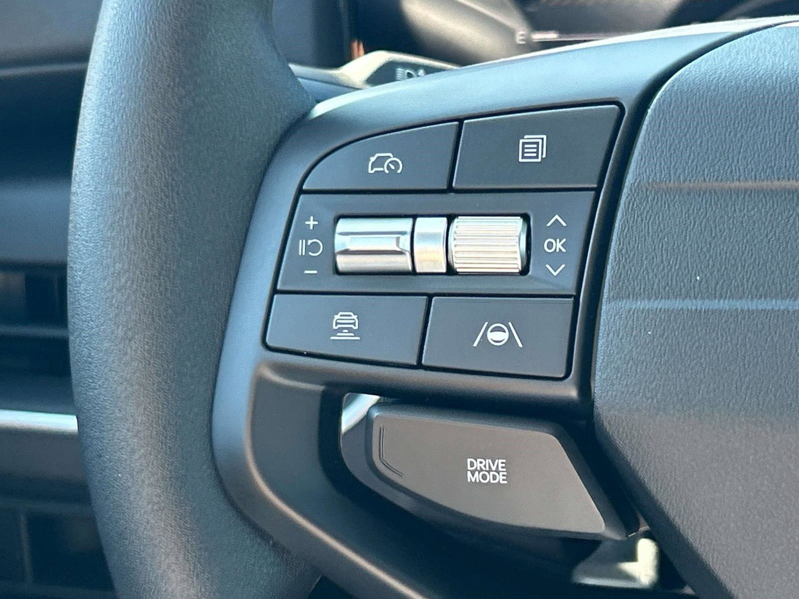 New 2025 Kia K4 LXS image 22