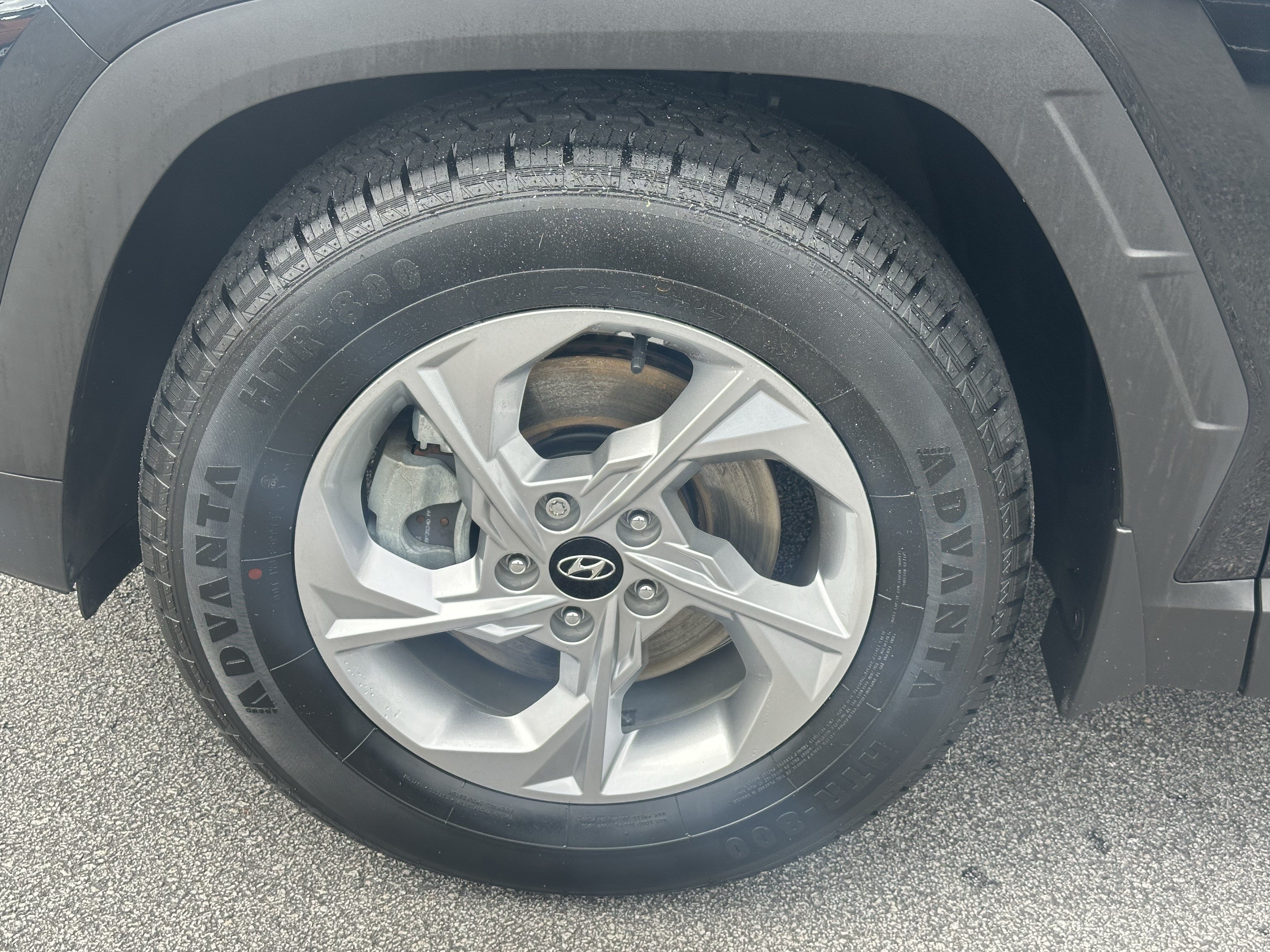 Used 2023 Hyundai Tucson SE FWD image 11