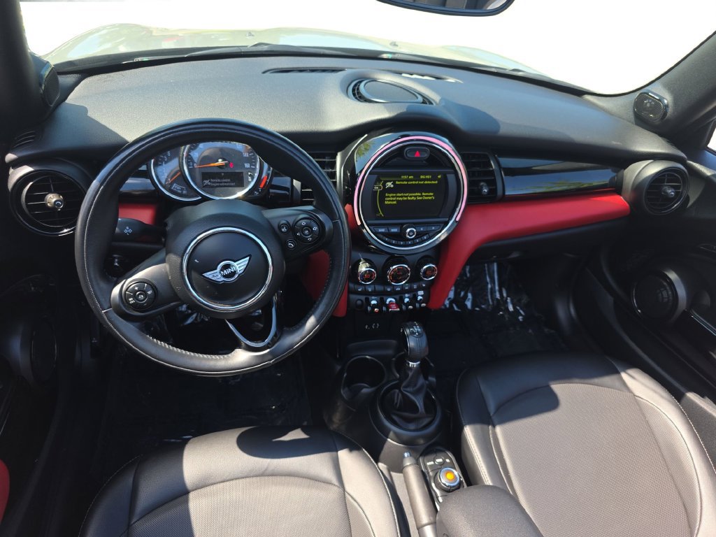 Used 2018 MINI Cooper Convertible FWD image 33