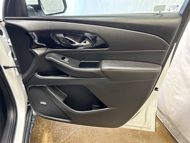 Certified 2022 Chevrolet Traverse RS image 32