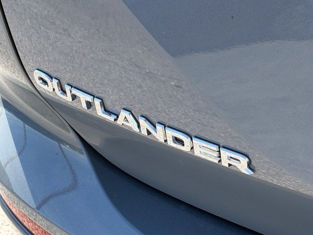 New 2026 Mitsubishi Outlander SE FWD image 13