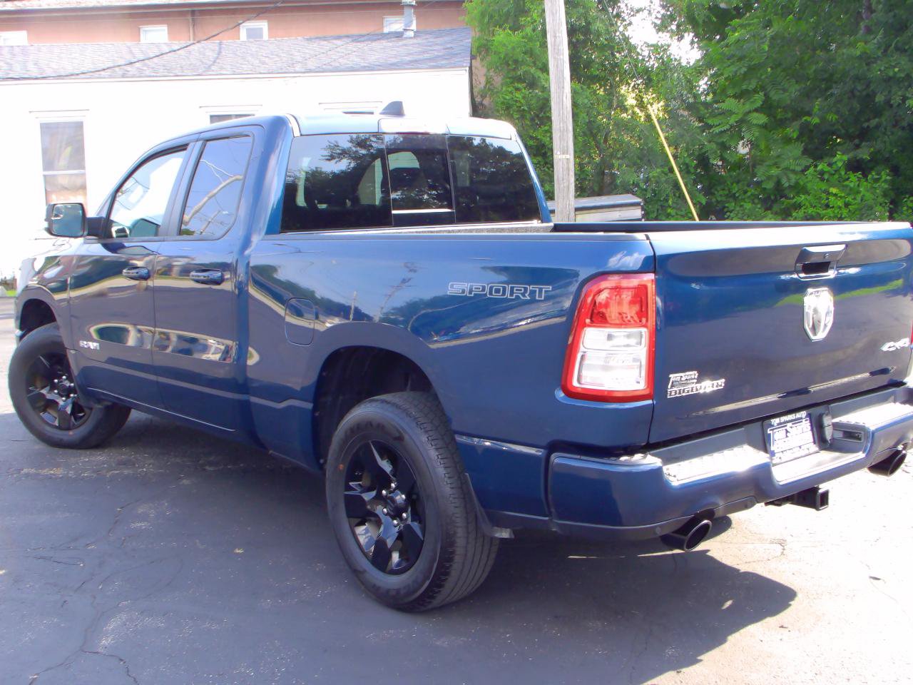 Used 2023 RAM 1500 Big Horn AWD/4WD image 4